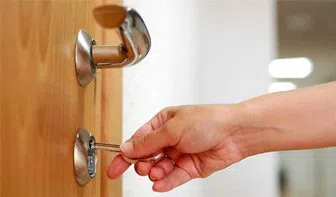 Metro Master Locksmith Minneapolis, MN 612-568-1043 Metro Master Locksmith Minneapolis, MN 612-568-1043 - 13-Re-Key-Locks